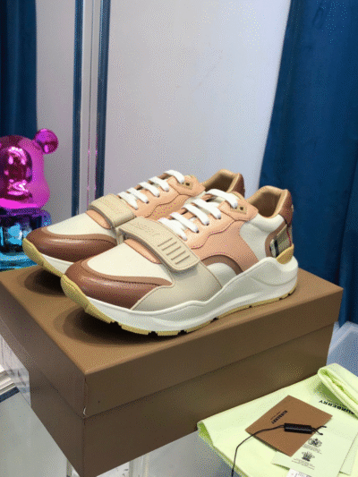 BURBERRY Sneakers Pink / Beige