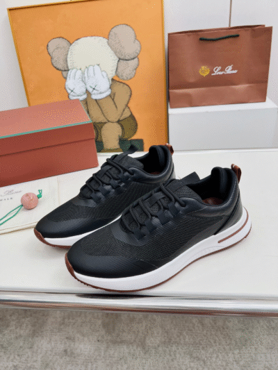 Loro Piana Weekend Walkers