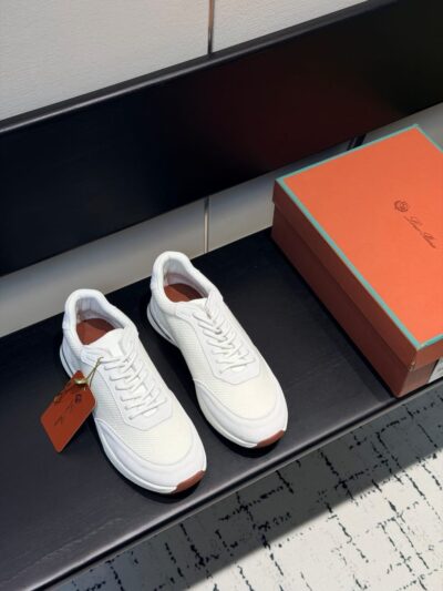 Loro Piana Week End Walk