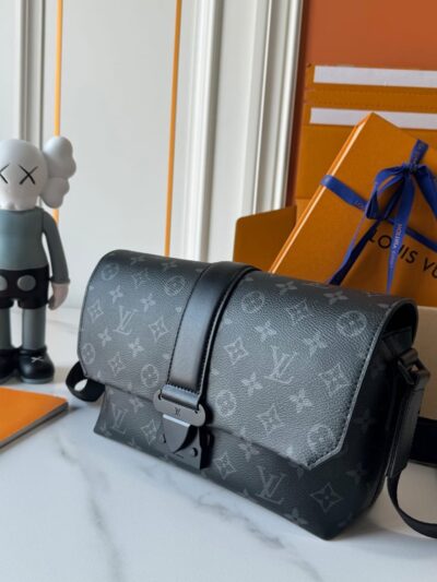 Louis Vuitton S-cape Bag