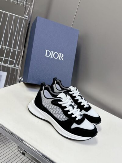 Christian Dior B25
