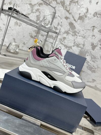 Christian Dior B22