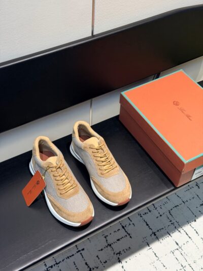 Loro Piana Week End Walk