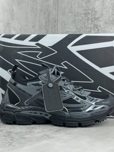 Off-White Sneakers