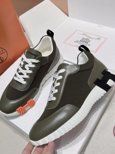Hermes Boucing