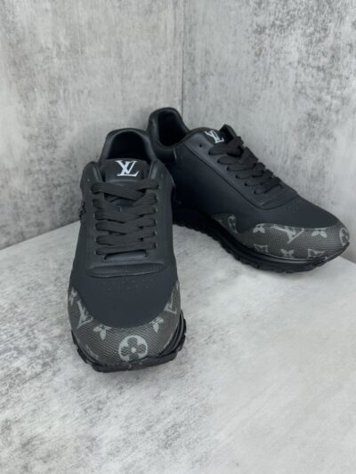 Louis Vuitton run away